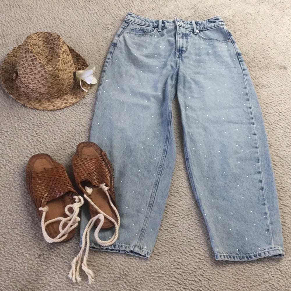 LOFT/SEQUIN EMBELLISHED HIGH RISE BARREL JEANS IN VINTAGE lIGHT INDIGO WASH/NEW - Picture 9 of 14